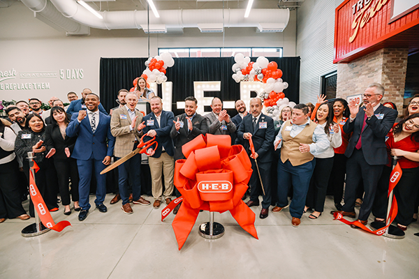 H-E-B officially opened its Culebra & 211 H-E-B store, which will serve neighborhoods on San Antonio’s far West Side and communities near Medina Lake