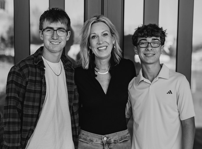 AndNowUKnow is asking industry members to submit yearbook photos honoring moms everywhere
