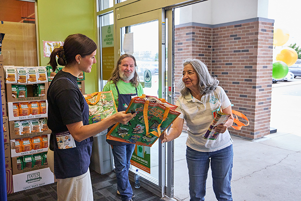 Natural Grocers®, the leading family-operated organic and natural grocery retailer in the U.S., announces the opening of a new store in Rapid City, South Dakota, on Wednesday, July 22, 2026
